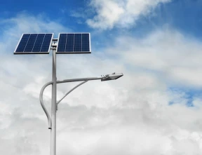 TIANG LAMPU SOLAR CELL PJUTS